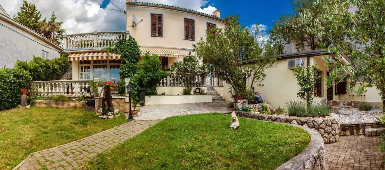Apartments In Crikvenica 5483